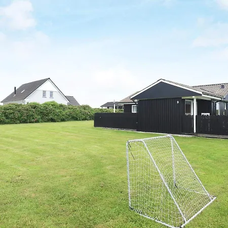 Holiday home Clxviii
