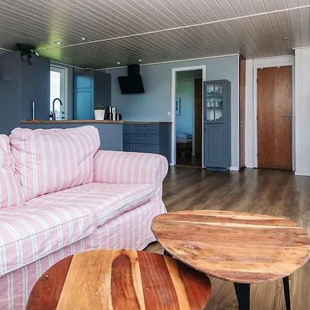 Holiday home Clxviii *