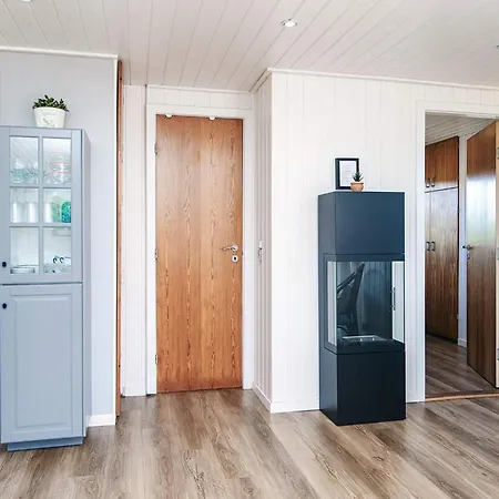 Holiday home Clxviii